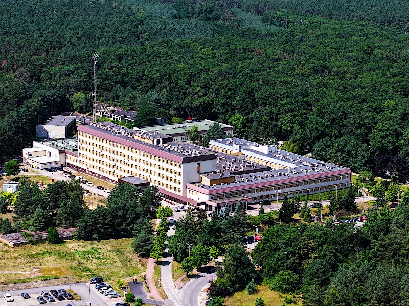Widok szpitala z lotu ptaka